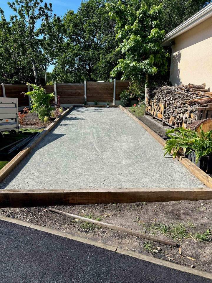 TERRAIN DE PETANQUE A HOURTIN