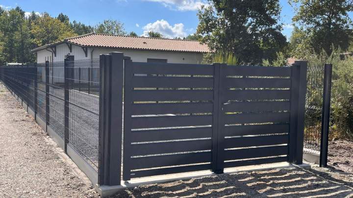 PORTAIL ALU ET CLOTURE GRIS ANTHRACITE
